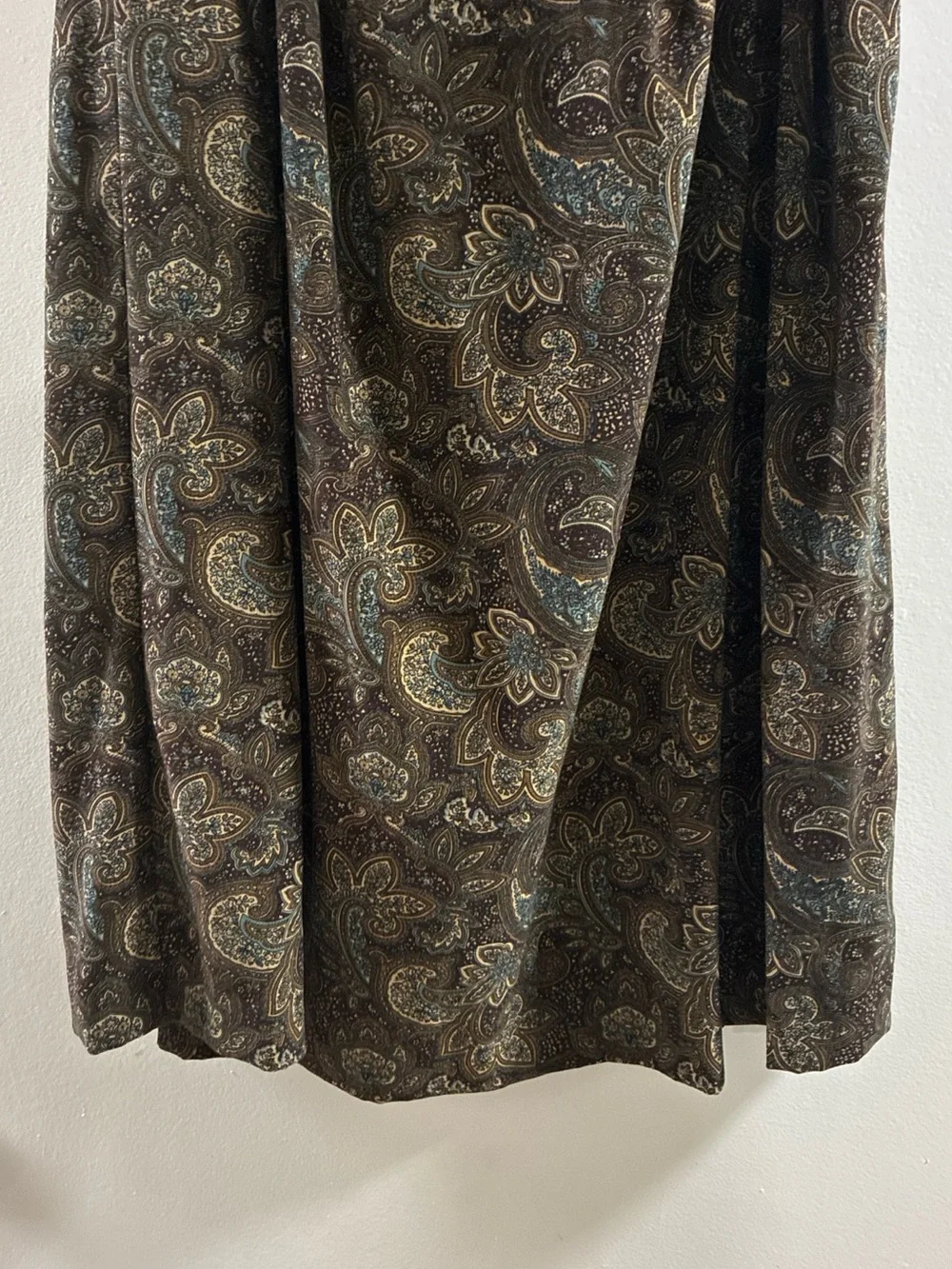 Vtg Orvis Brown Paisley Maxi Skirt with Subtle Teal Accents